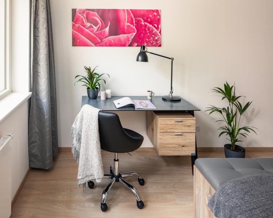 Prague Days - Exclusive Condo In Trendy Neighbourhood Екстер'єр фото