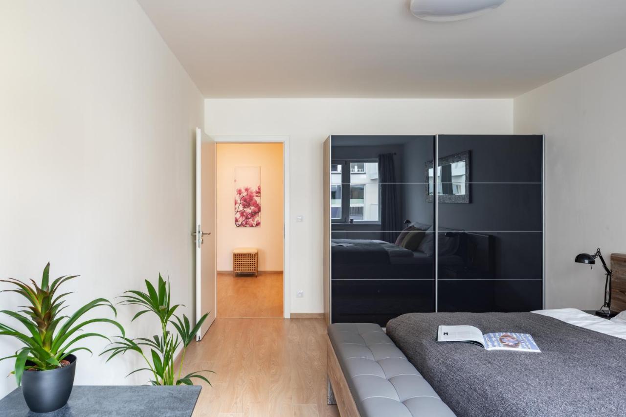 Prague Days - Exclusive Condo In Trendy Neighbourhood Екстер'єр фото